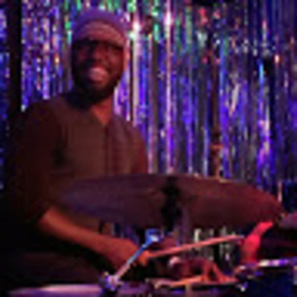 Meet your Posher, Yarde - Picture 1 of 1